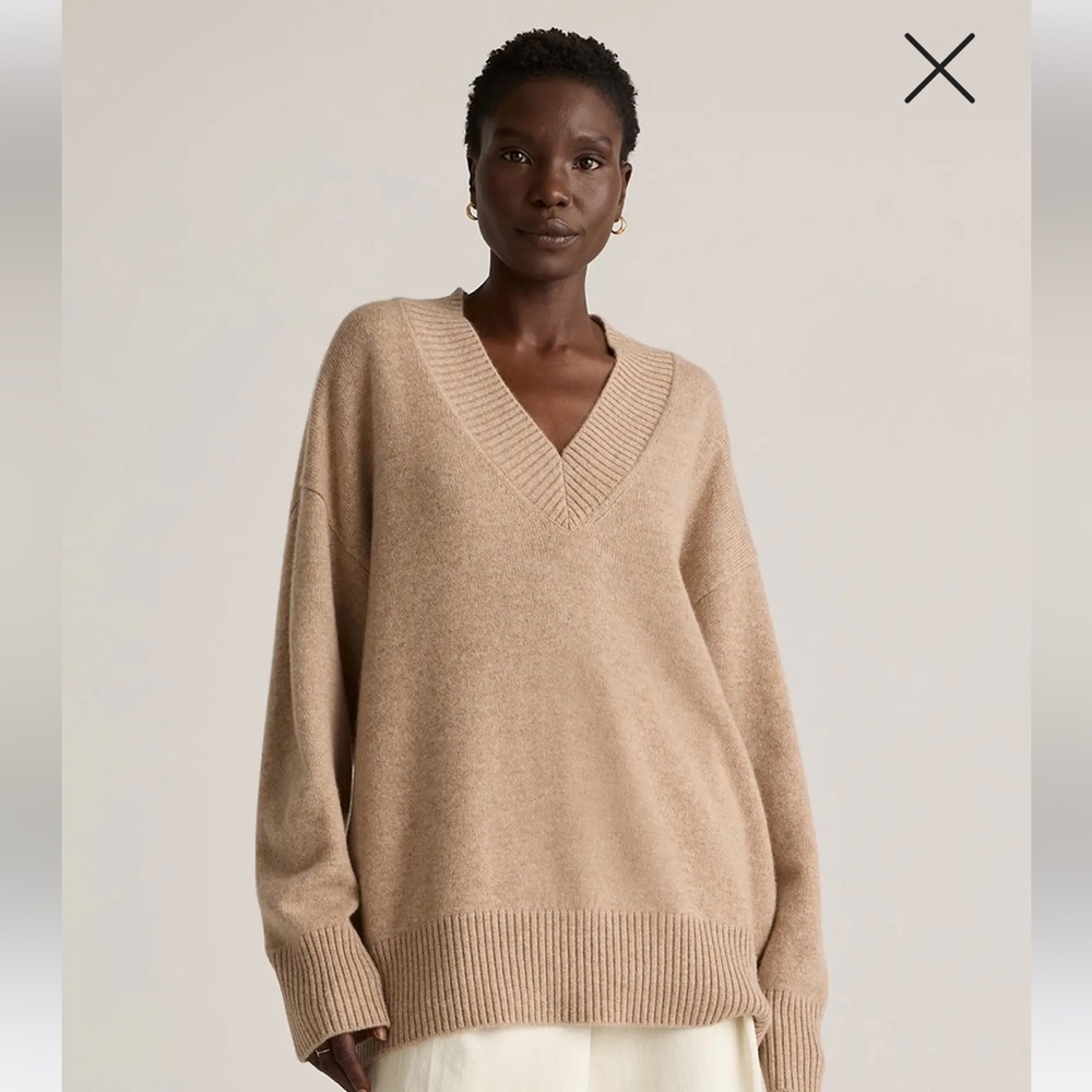 Quince Mongolian cashaere VNeck in Oatmeal